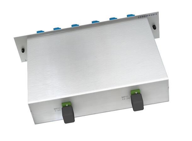24-fiber MPO mounted fanout, rear access MPO12(f) to LC/UPC connectors. SM 9/125. 