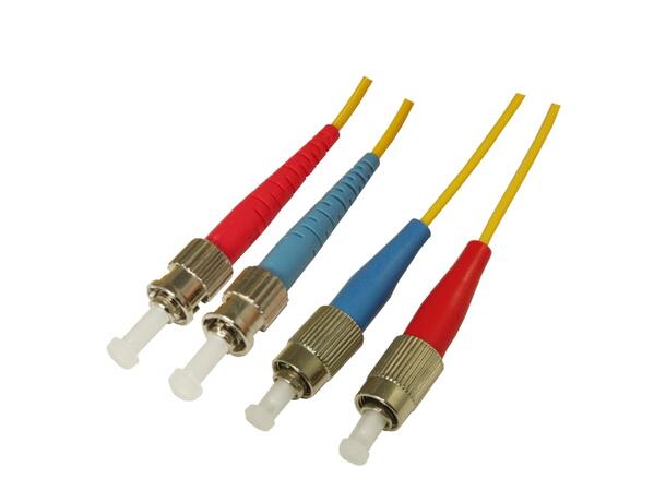 Snor SM DPX ST/UPC-FC/UPC xx m 9/OS2 G.657.A2 2x ø2mm Gul 