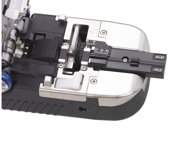Sumitomo FC-8R-F 1-step Fiberkutter med AP-FC-8R single fiber adapter 