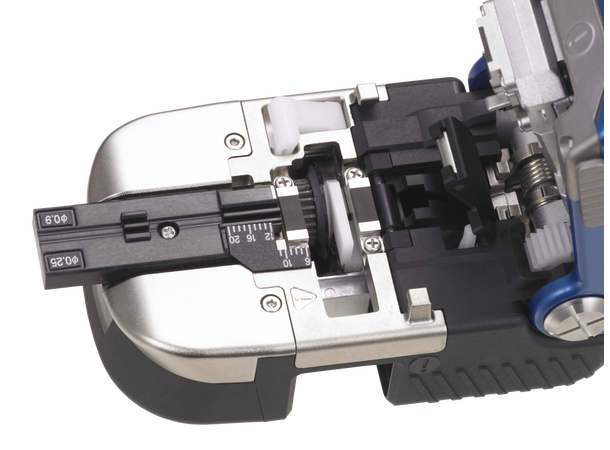 Sumitomo FC-8R-F 1-step Fiberkutter med AP-FC-8R single fiber adapter 