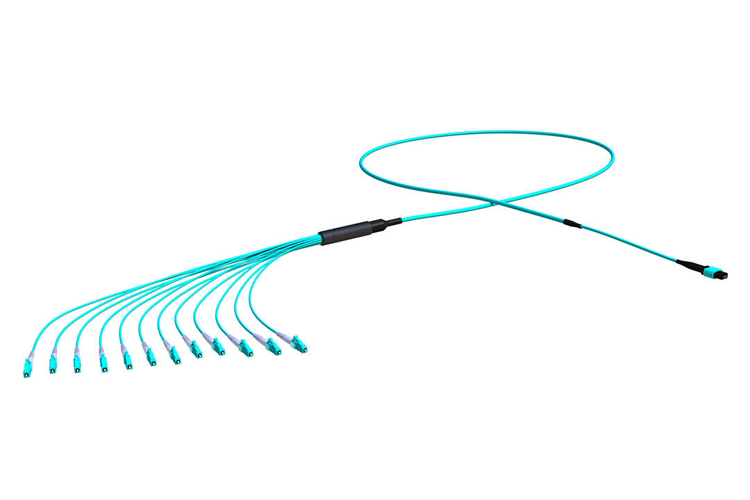 P-OM3-M4A-MTM-12LCxx Fiberworks AS  Forgrening MM MPO/PC12 hann-12x LC/PC 50/OM3 BIF ø4.5mm Aqua forsterket, Elite