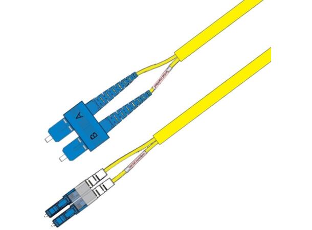 Snor SM DPX Forsterket LC/UPC-SC/UPC x m 9/OS2 G.657.A1 3x5mm Gul 
