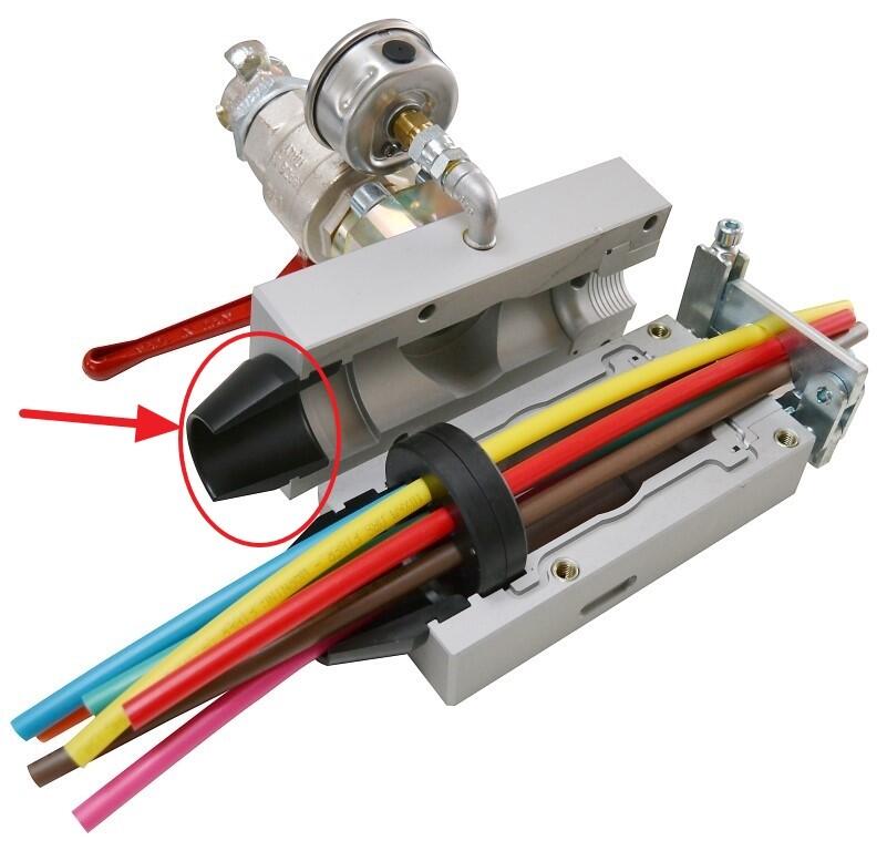 B-MULT-103-10327 Fremco A/S 103-10327 Microduct guide (set) - one size for blowing junction block