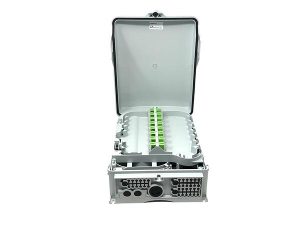 Veggboks inne/ute 72 skjøter, IP55 med skjøtekassetter og 24xSC/APC adapter 
