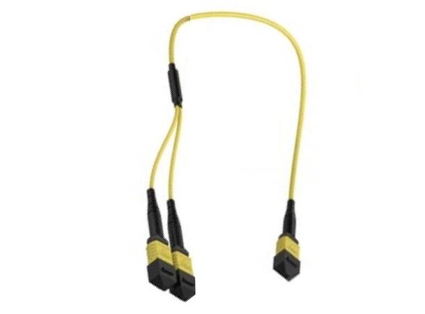 Y-SPLIT SM MPO/APC8(f)-2xMPO/APC4(f) 9/OS2 G.657.A1, ø3mm Gul, Super LL 