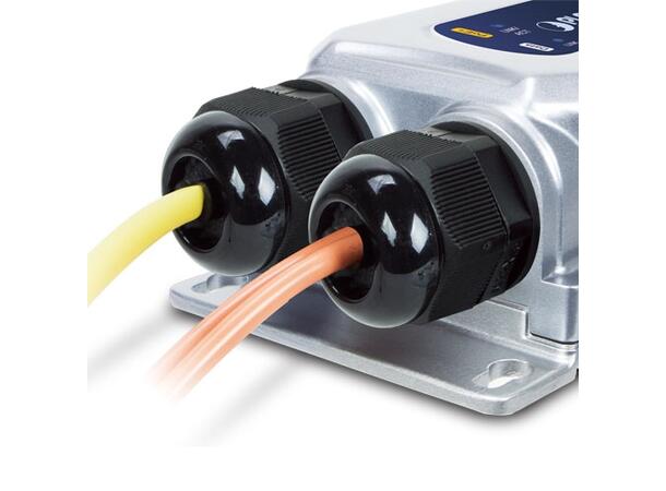 Industriell vanntett IP67 Mediakonverter 100/1000Base, PoE+ 802.3at, RJ45 og SFP 