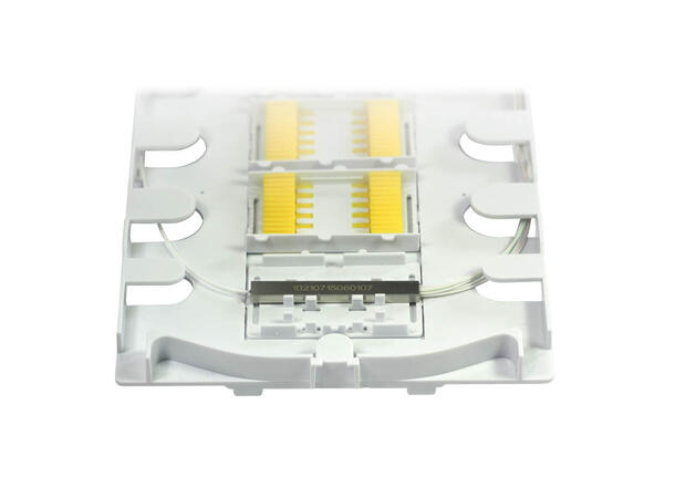 PLC splitter1:2 med holder type 2 250µm 1,5 m fiberhaler. For B4/D5 brett 