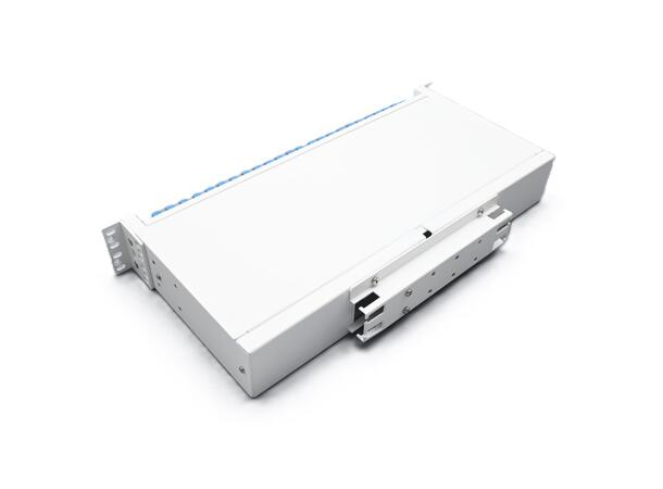 Panel 1,5U 19"/ETSI for 12xSC-DPX (24F) Teleskopskinner. Med installasjonsett 