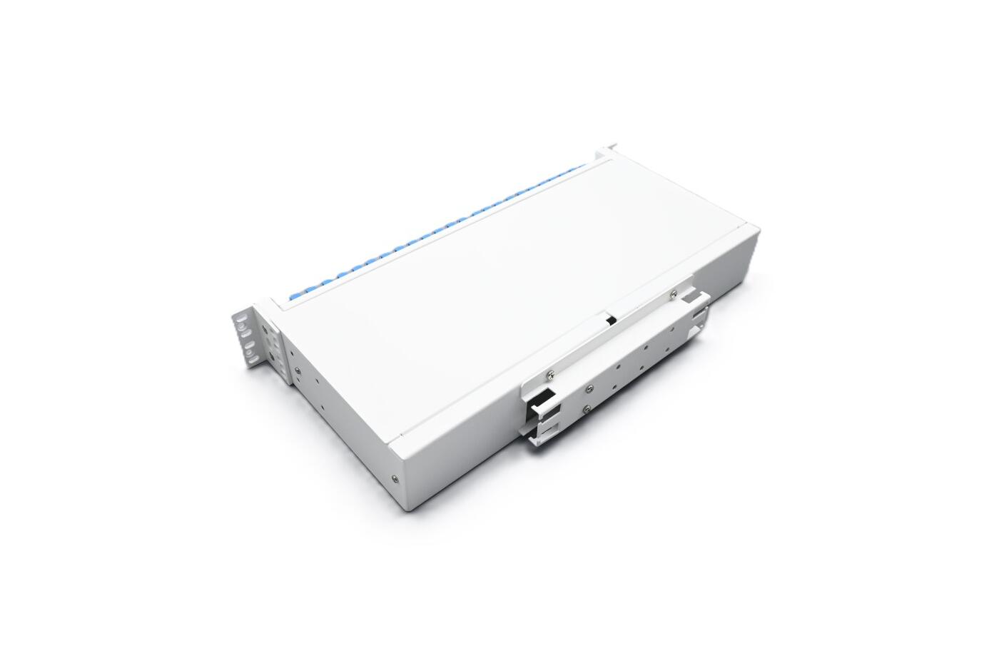 SP-FP15-12SCD-E Fiberworks AS  Panel 1,5U 19&quot;/ETSI for 12xSC-DPX (24F) Teleskopskinner. Med installasjonsett
