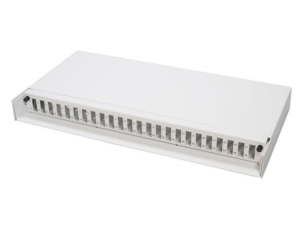 Panel 1U hvit m/skuff for12xLC-DPX Med installasjonssett 