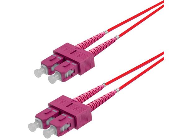 Snor MM DPX SC/PC-SC/PC 1 m 50/OM4 BIF 2x ø2mm Rød (Pantone 179C) 