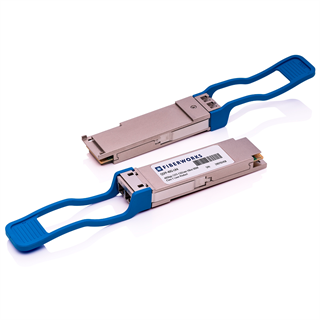 bilde av qsfp+ transceiver